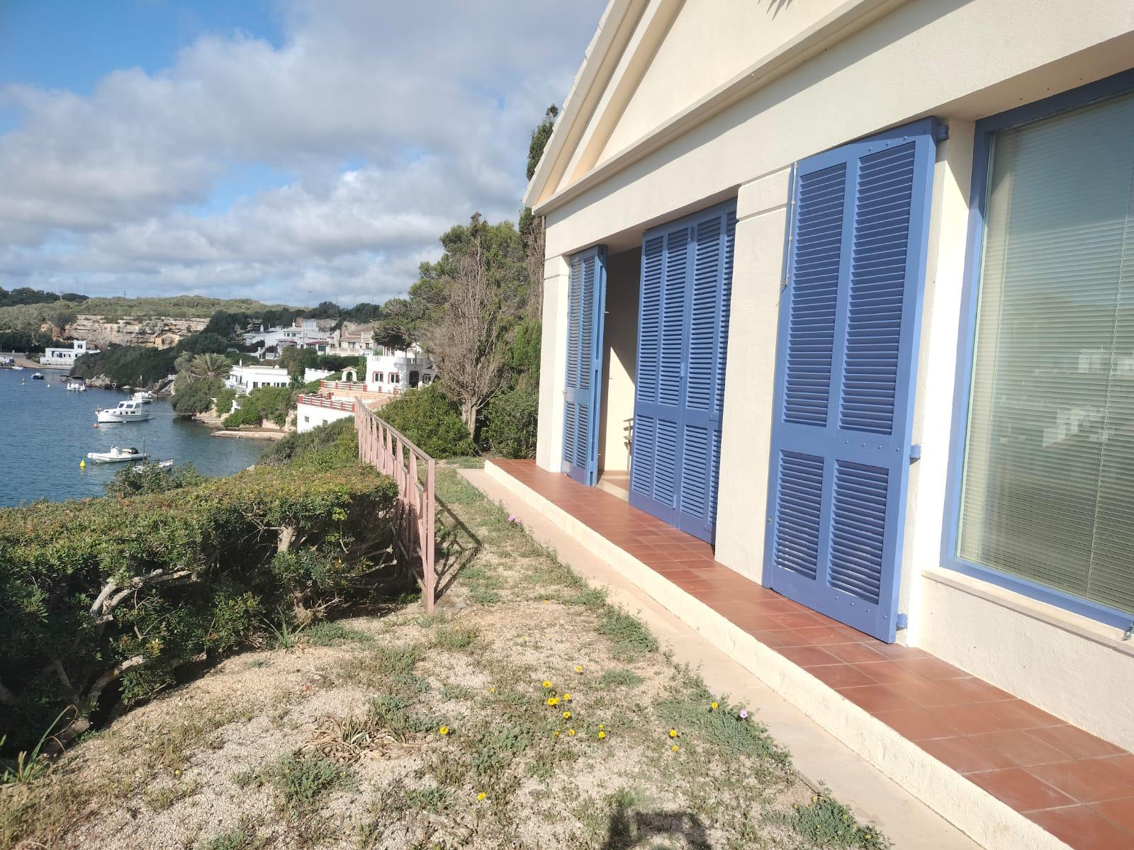 Atención al detalle, pintura de calidad y acabados impecables Atención al detalle, pintura de calidad y acabados impecables